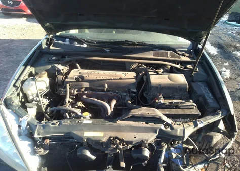 2005 Toyota Camry Xle z USA, uszkodzony, nr VIN 4T1BE30K85U049360